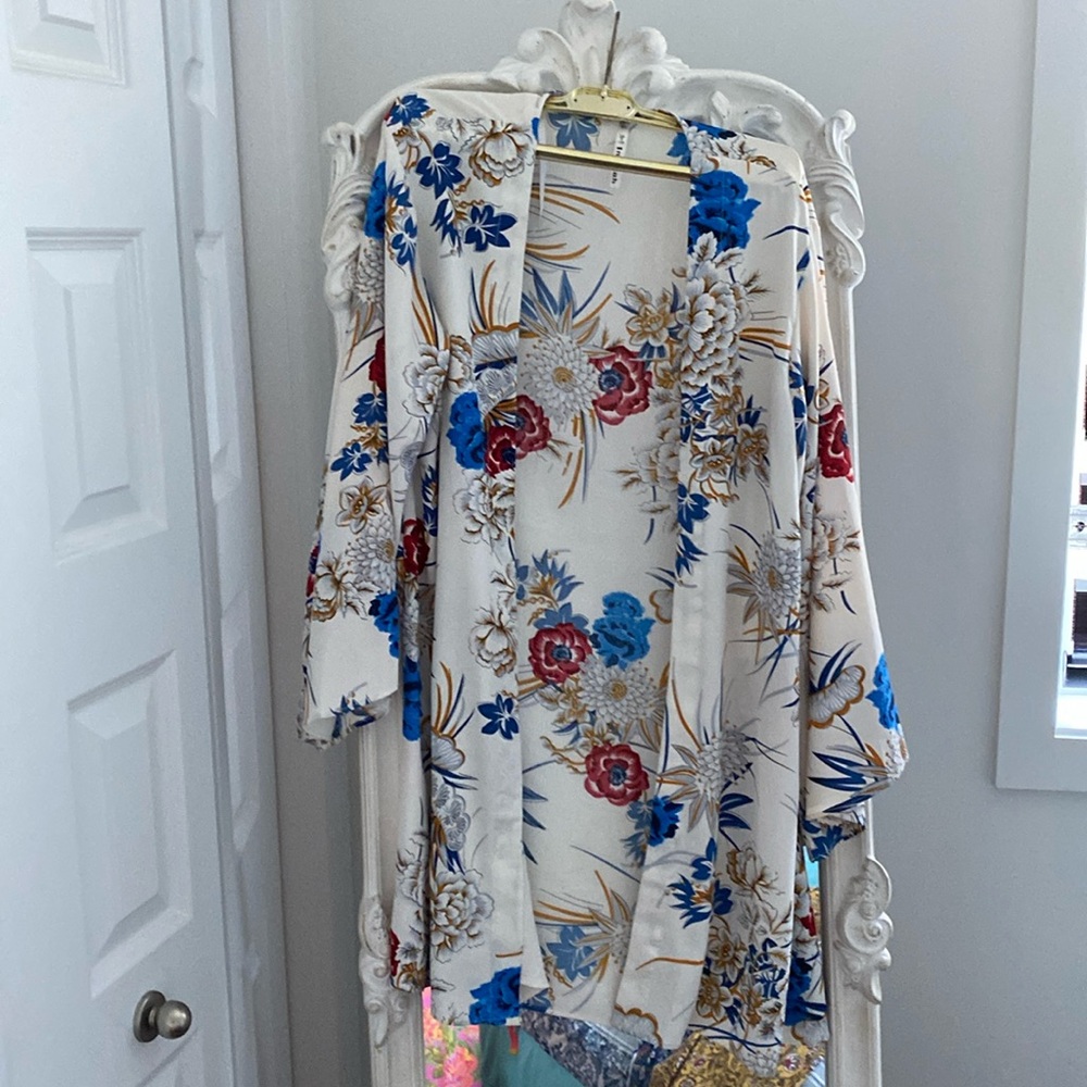 Sweet floral duster m/l